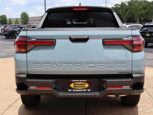 2025 Hyundai SANTA CRUZ SEL Activity