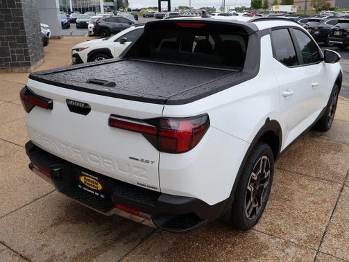 Atlas White 2026 Hyundai SANTA CRUZ Limited