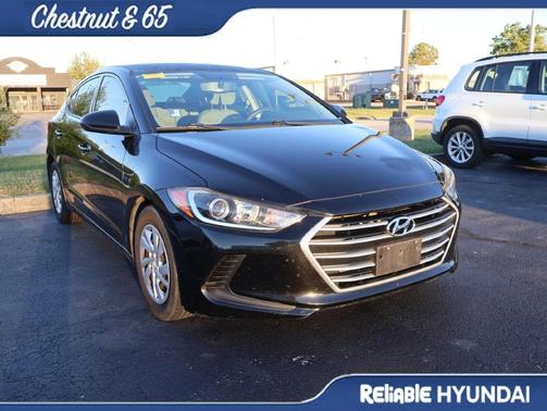 Phantom Black 2017 Hyundai ELANTRA SE
