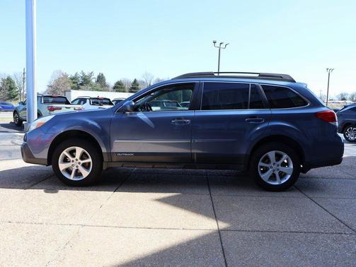 Twilight Blue Metallic 2013 Subaru Outback 2.5i Premium