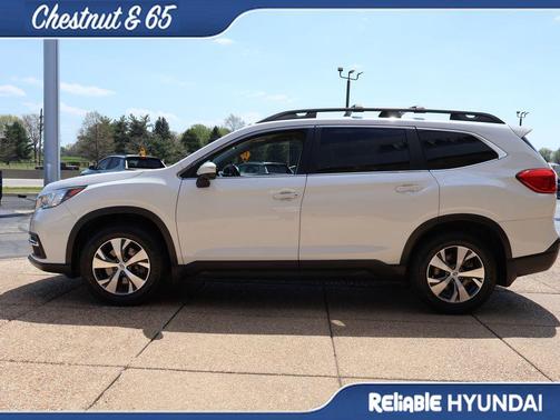Crystal White Pearl 2019 Subaru Ascent Premium 8-Passenger