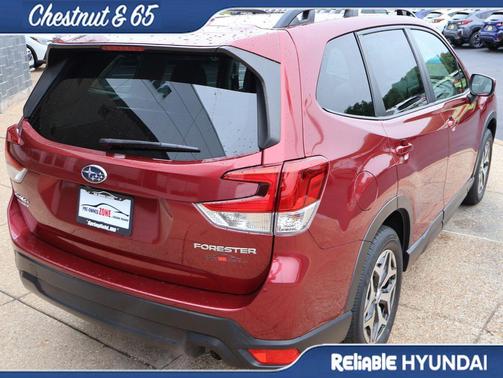 Crimson Red Pearl 2023 Subaru Forester Premium