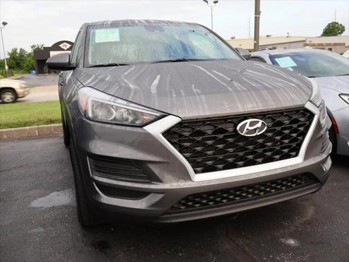 2021 Hyundai TUCSON SE