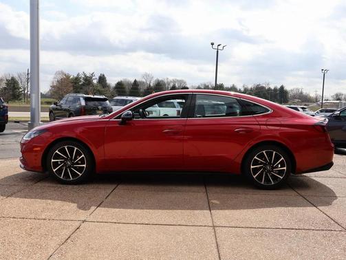 2020 Hyundai SONATA SEL Plus