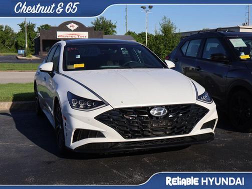 Quartz White 2022 Hyundai SONATA Limited
