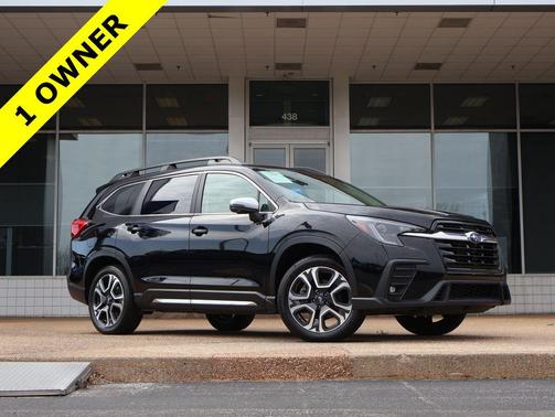Crystal Black Silica 2023 Subaru Ascent Limited 7-Passenger