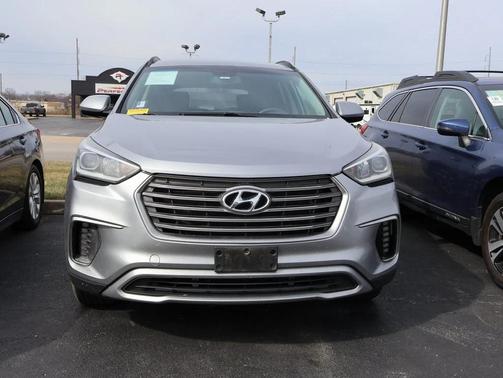 2018 Hyundai SANTA FE SE