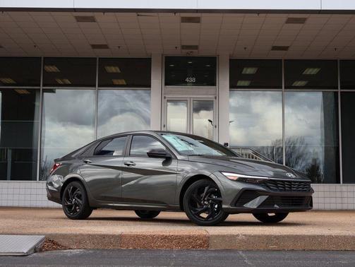 Amazon Gray 2026 Hyundai ELANTRA Sport