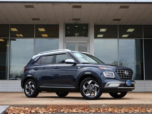 2025 Hyundai VENUE Limited
