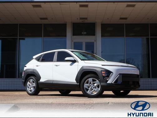 Atlas White 2026 Hyundai KONA SE