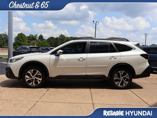 Crystal White Pearl 2021 Subaru Outback Limited XT