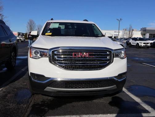 2019 GMC Acadia SLT-1