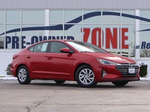 2020 Hyundai ELANTRA SE