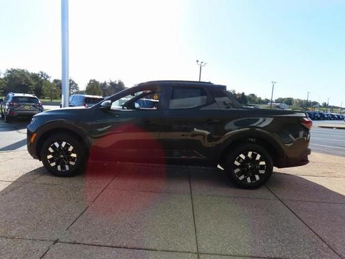 2025 Hyundai SANTA CRUZ SEL Activity
