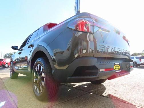 2025 Hyundai SANTA CRUZ SEL Activity