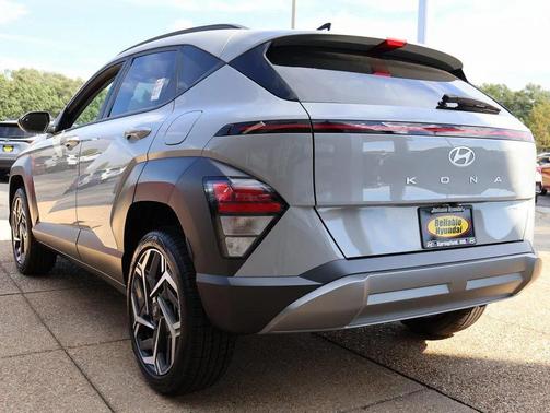 2026 Hyundai KONA SEL Premium