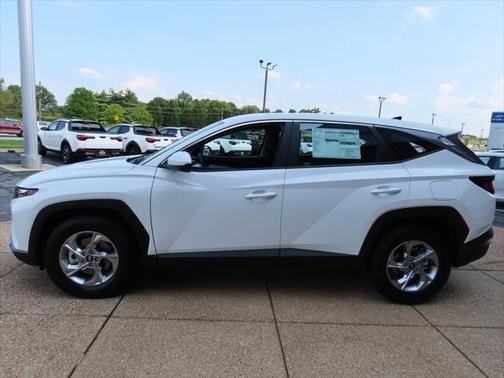 2024 Hyundai TUCSON SE