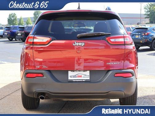 Deep Cherry Red Crystal Pearlcoat 2016 Jeep Cherokee Sport