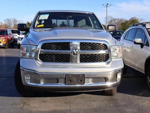 2017 RAM 1500 SLT