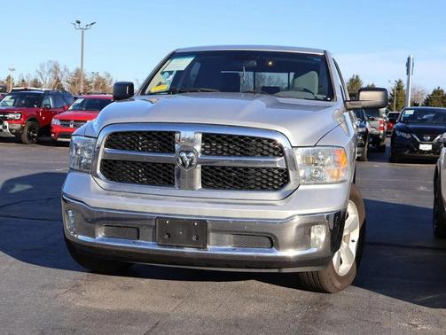 2017 RAM 1500 SLT