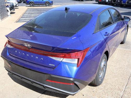 2026 Hyundai ELANTRA HEV Blue