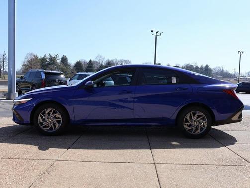 2026 Hyundai ELANTRA HEV Blue