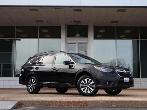 2022 Subaru Outback Premium