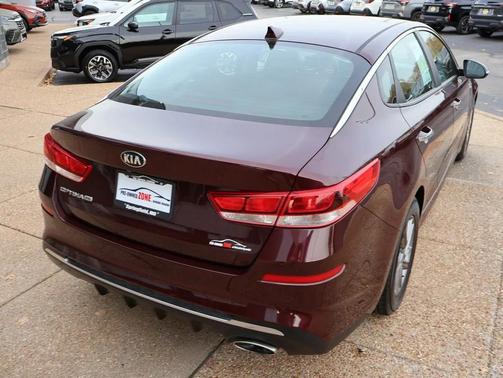 2020 Kia Optima LX