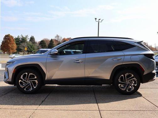Shimmering Silver 2026 Hyundai TUCSON Limited