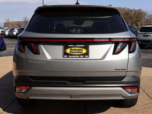 Shimmering Silver 2026 Hyundai TUCSON Limited