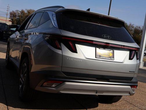 Shimmering Silver 2026 Hyundai TUCSON Limited