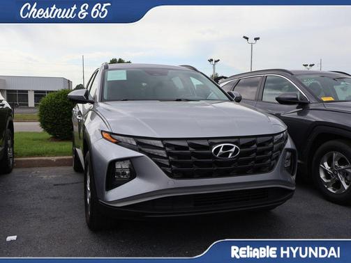 Shimmering Silver 2024 Hyundai TUCSON SEL