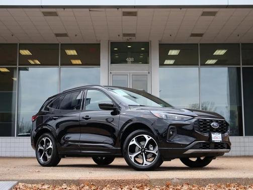2025 Ford Escape ST-Line Elite