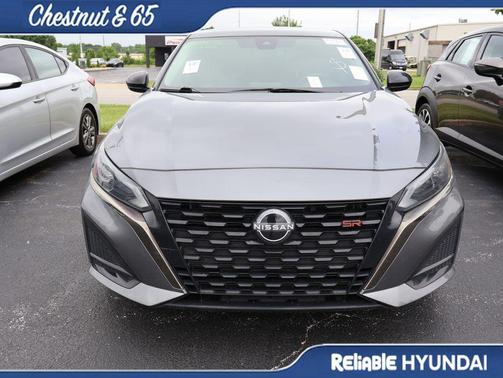 Gun Metallic 2023 Nissan Altima SR Intelligent AWD