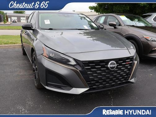 Gun Metallic 2023 Nissan Altima SR Intelligent AWD