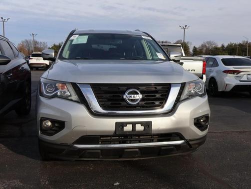 2020 Nissan Pathfinder SL 2WD