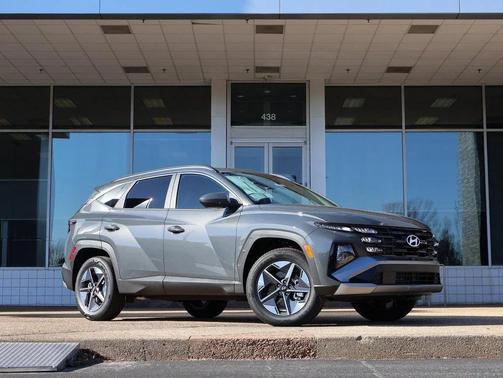 2026 Hyundai TUCSON Hybrid SEL