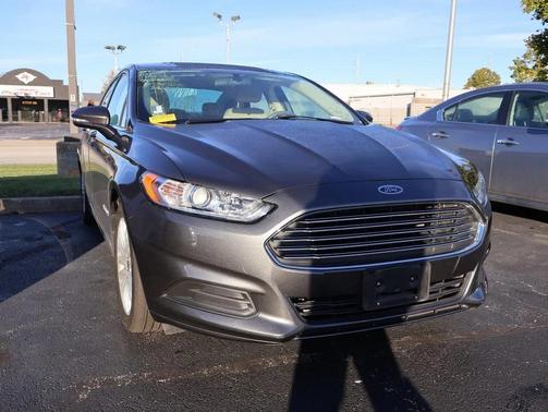 2015 Ford Fusion Hybrid SE