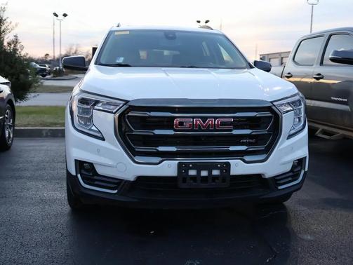 2022 GMC Terrain AWD AT4