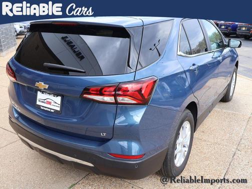 Lakeshore Blue Metallic 2024 Chevrolet Equinox 1LT