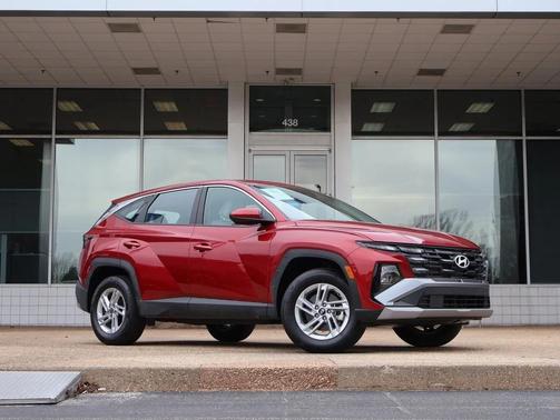 2025 Hyundai TUCSON SE
