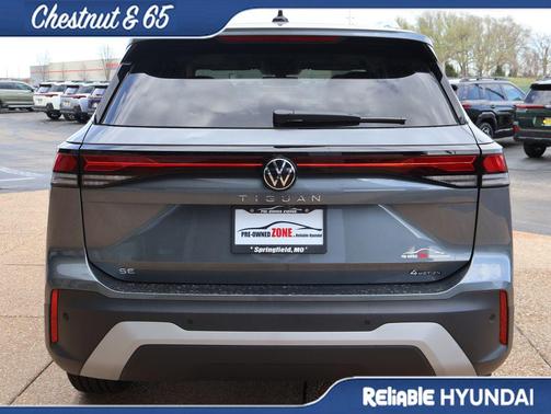 2025 Volkswagen Tiguan 2.0T SE 4MOTION