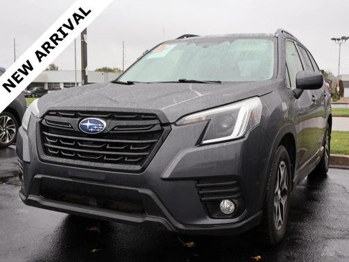 2023 Subaru Forester Premium