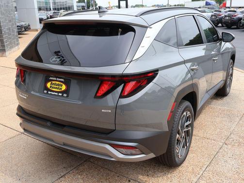 Hampton Gray 2026 Hyundai TUCSON SEL Plus