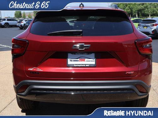 Crimson 2024 Chevrolet Trax FWD 2RS