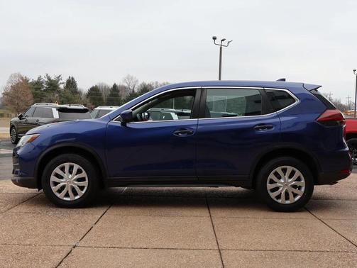 2020 Nissan Rogue S