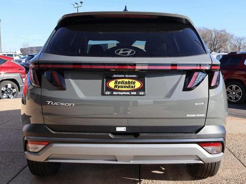 2026 Hyundai TUCSON SEL Premium