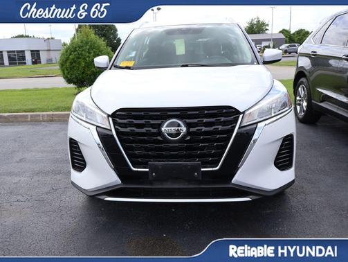 Aspen White Tricoat 2021 Nissan Kicks SV