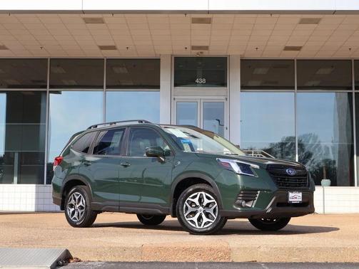 2022 Subaru Forester Premium