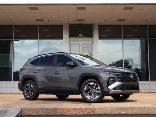 Hampton Gray 2026 Hyundai TUCSON SEL
